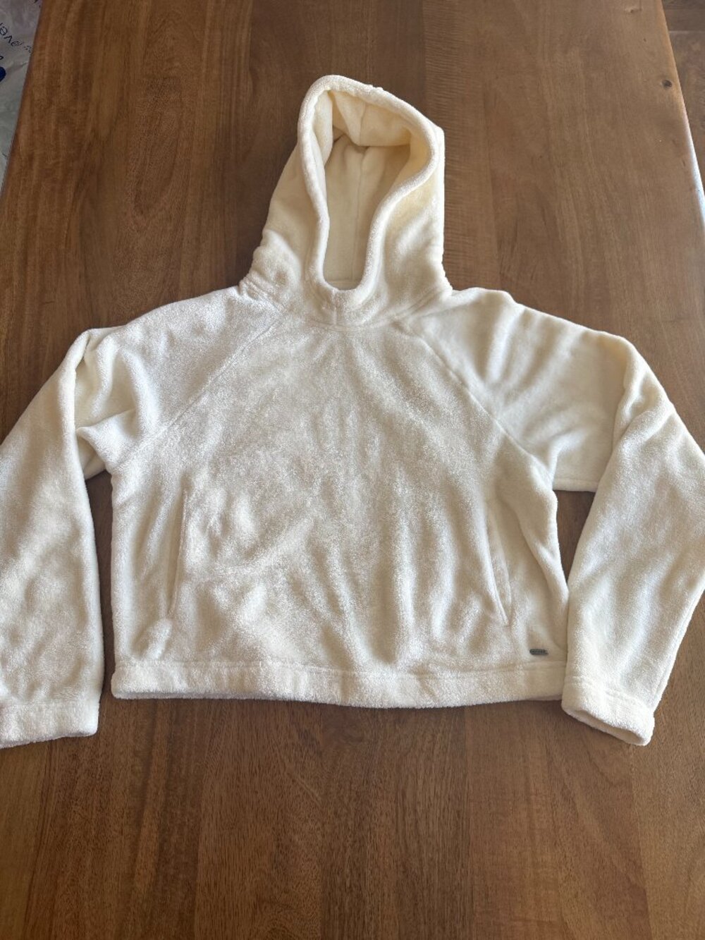 Hollister Cropped Ivory Soft Polar Fleece Hoodie Women's Sz Small Long Sleeve